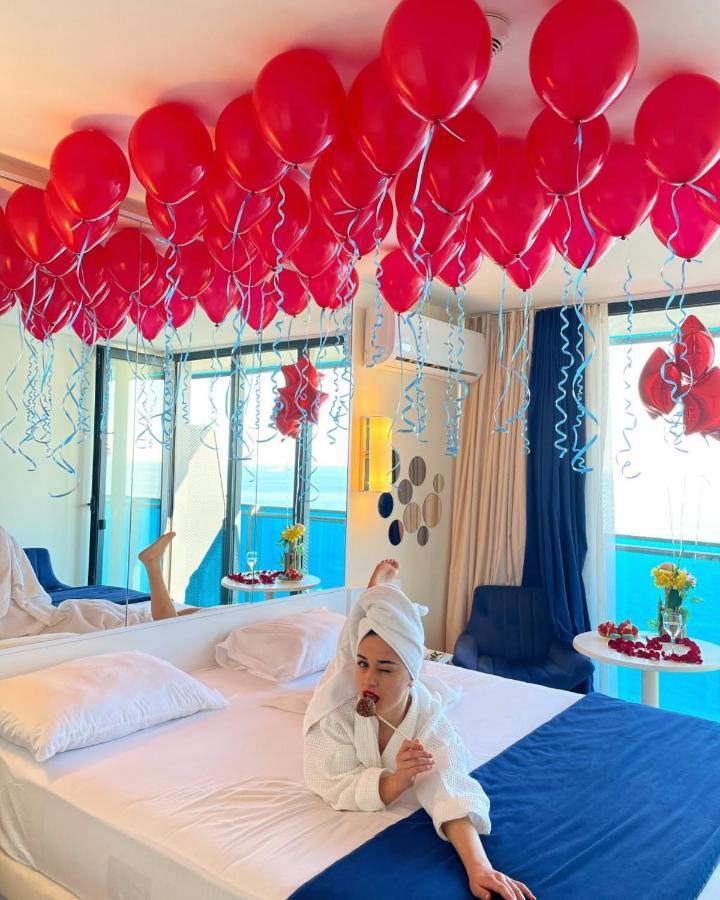 Orbi City Batumi Star Aparthotel Kültér fotó