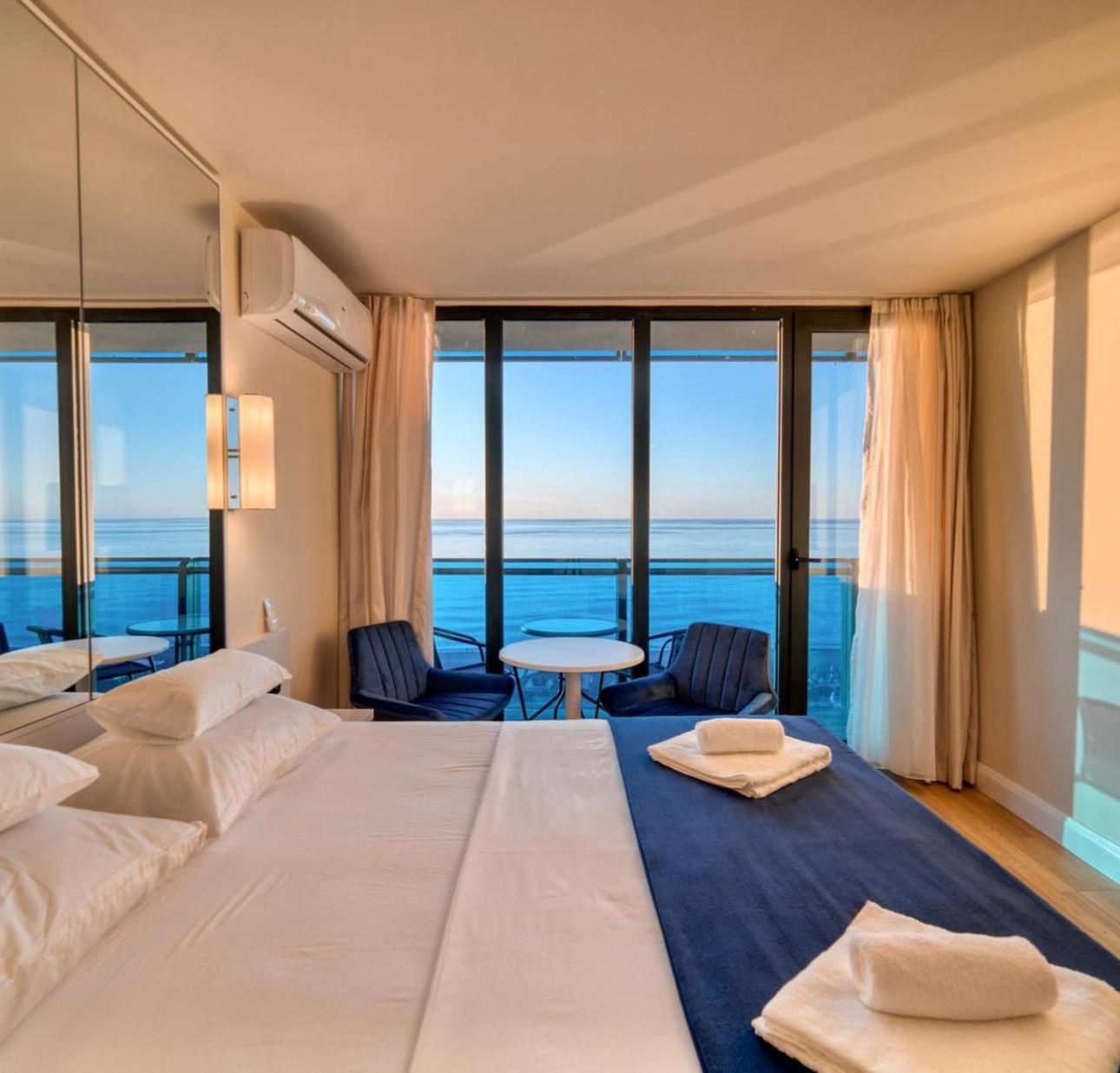 Orbi City Batumi Star Aparthotel Kültér fotó