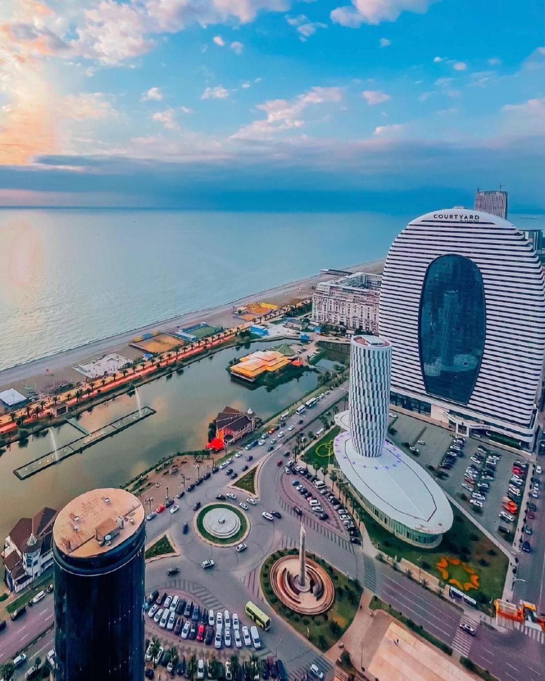 Orbi City Batumi Star Aparthotel Kültér fotó